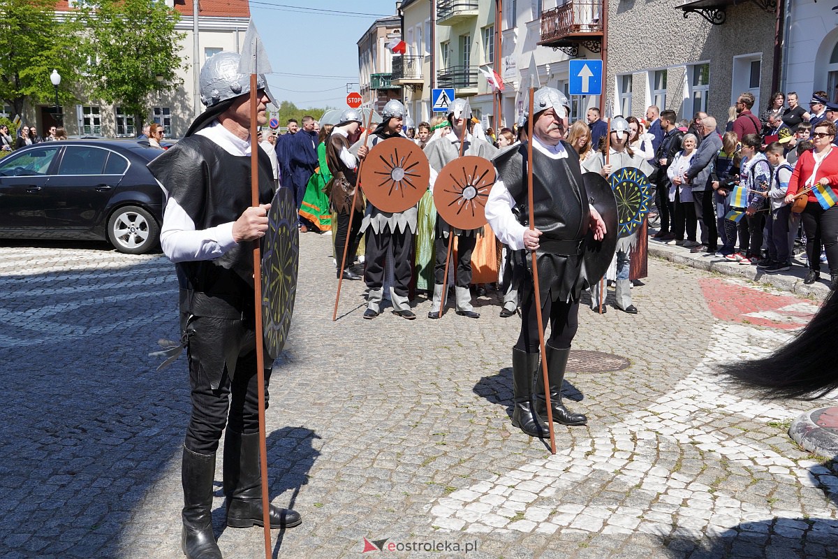 Parada historyczna z okazji 650-lecia miasta [12.05.2023] - zdjęcie #165 - eOstroleka.pl