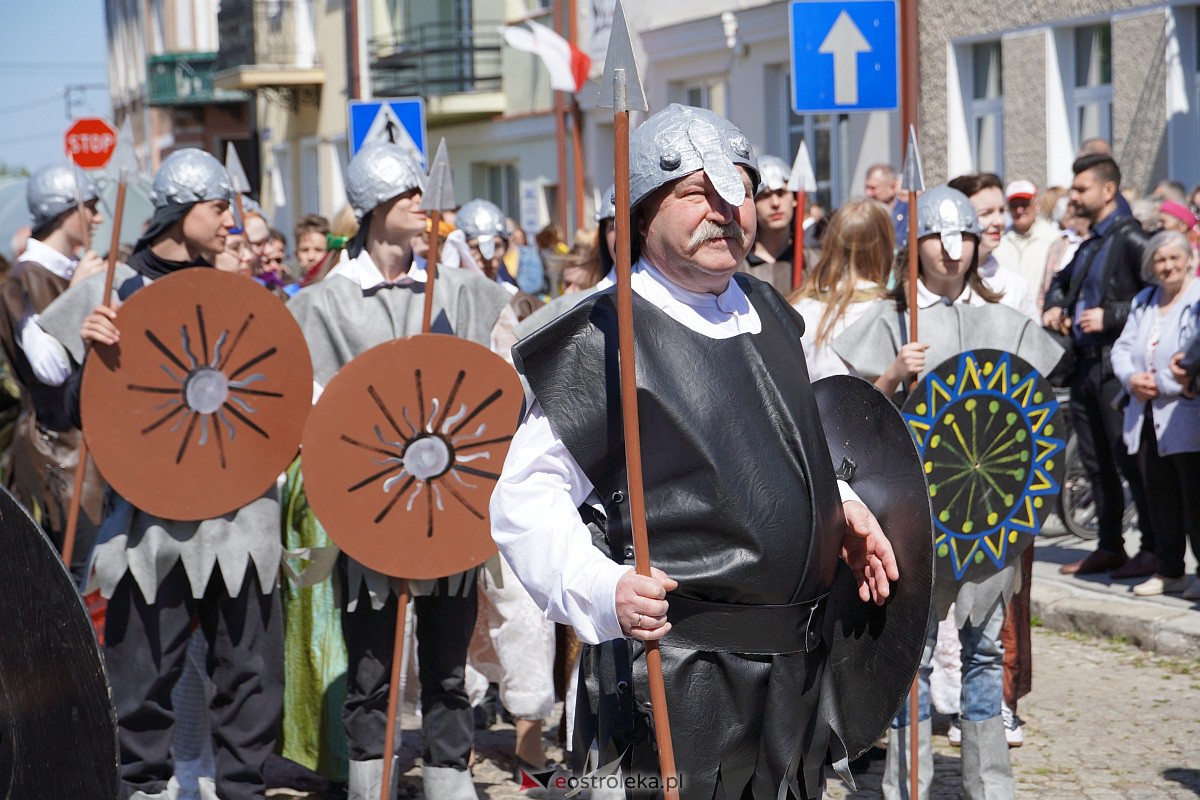 Parada historyczna z okazji 650-lecia miasta [12.05.2023] - zdjęcie #163 - eOstroleka.pl