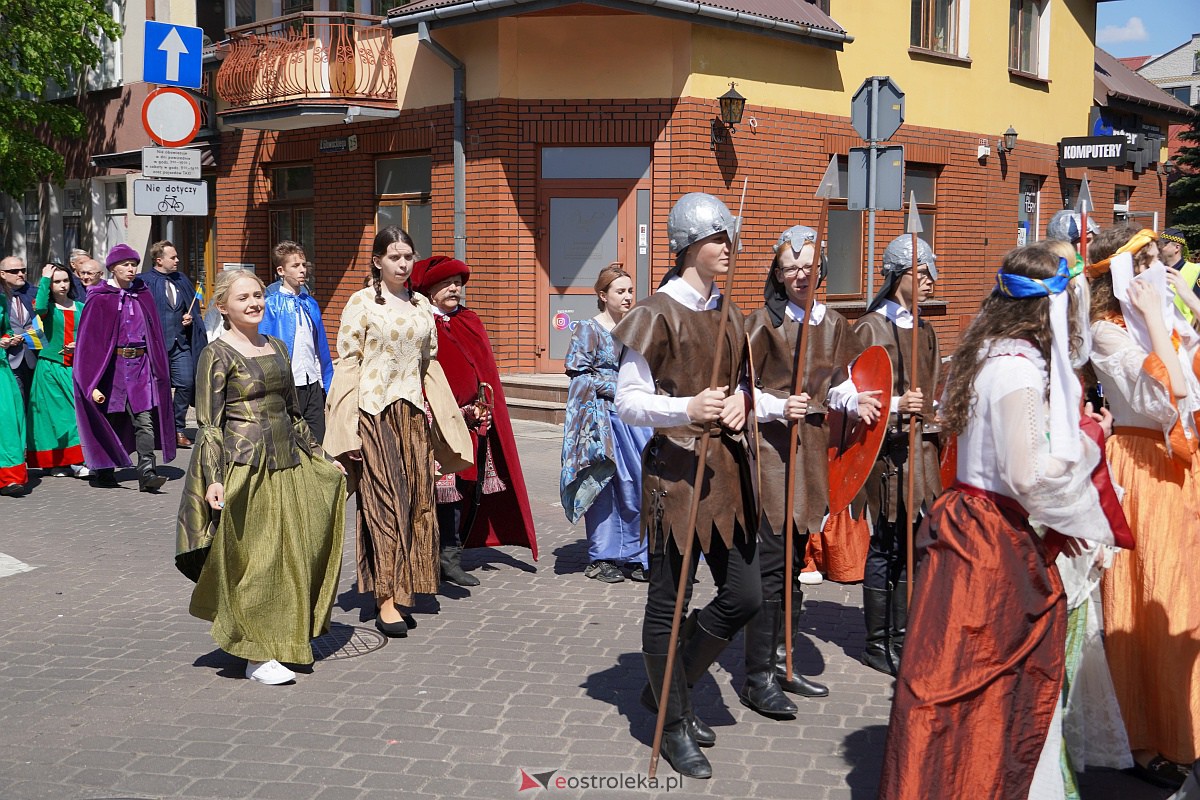 Parada historyczna z okazji 650-lecia miasta [12.05.2023] - zdjęcie #234 - eOstroleka.pl