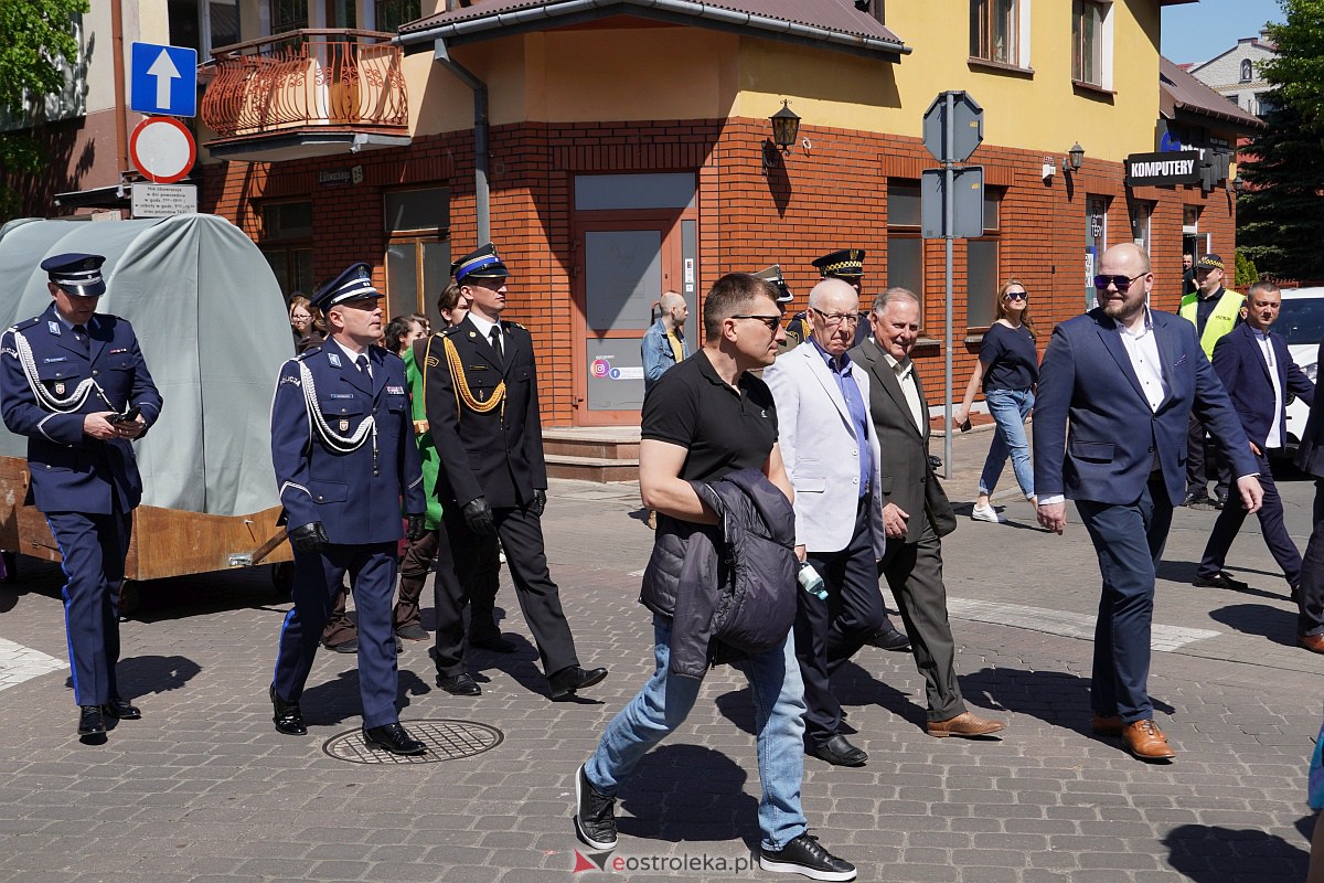 Parada historyczna z okazji 650-lecia miasta [12.05.2023] - zdjęcie #192 - eOstroleka.pl