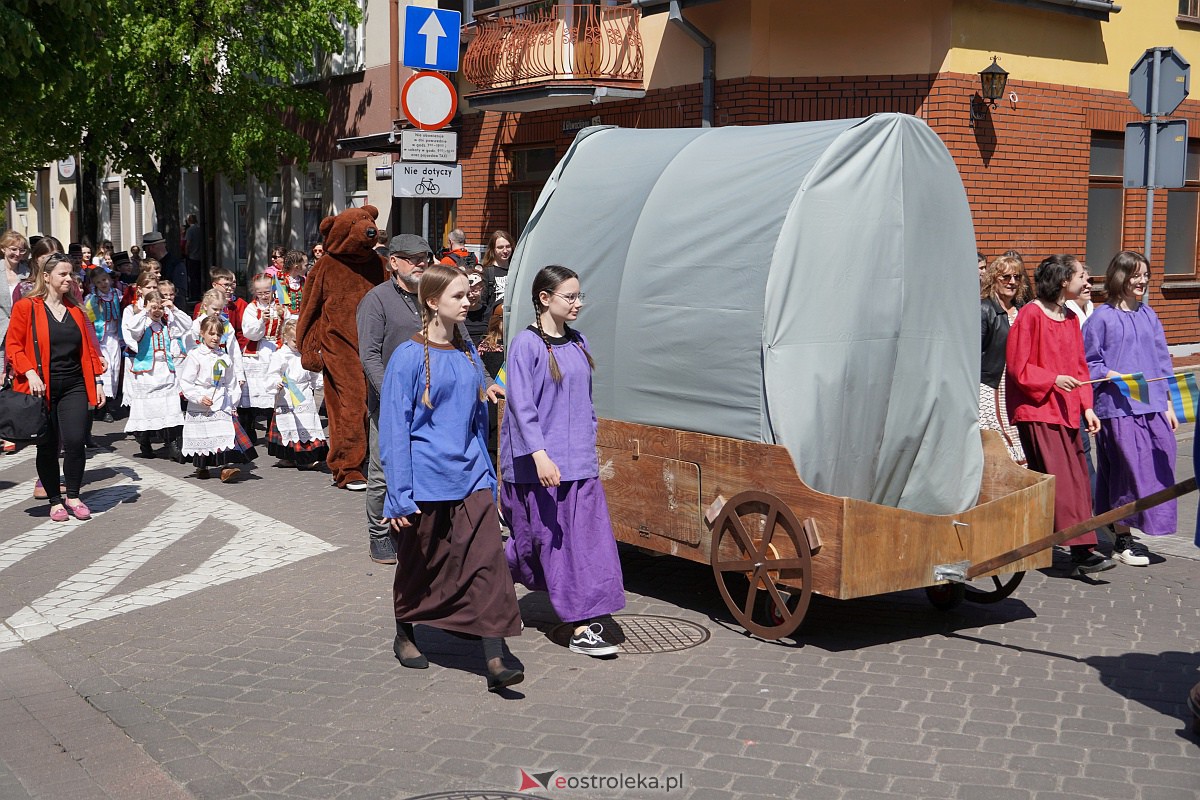 Parada historyczna z okazji 650-lecia miasta [12.05.2023] - zdjęcie #184 - eOstroleka.pl