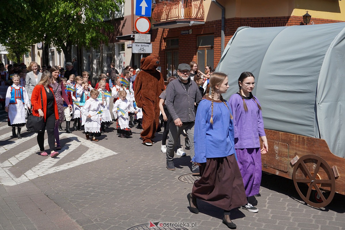 Parada historyczna z okazji 650-lecia miasta [12.05.2023] - zdjęcie #182 - eOstroleka.pl