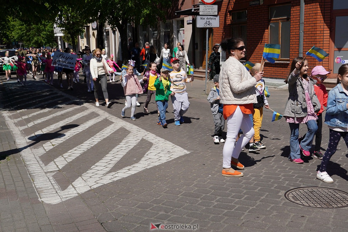 Parada historyczna z okazji 650-lecia miasta [12.05.2023] - zdjęcie #110 - eOstroleka.pl