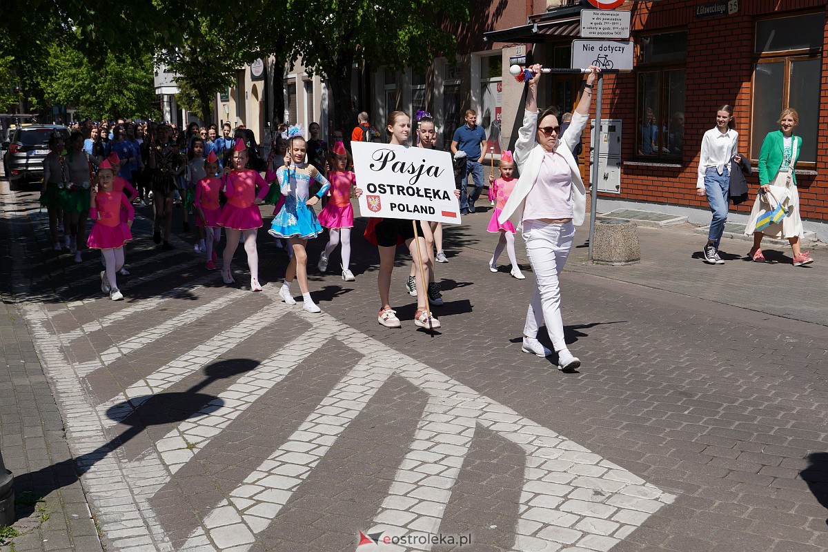 Parada historyczna z okazji 650-lecia miasta [12.05.2023] - zdjęcie #103 - eOstroleka.pl