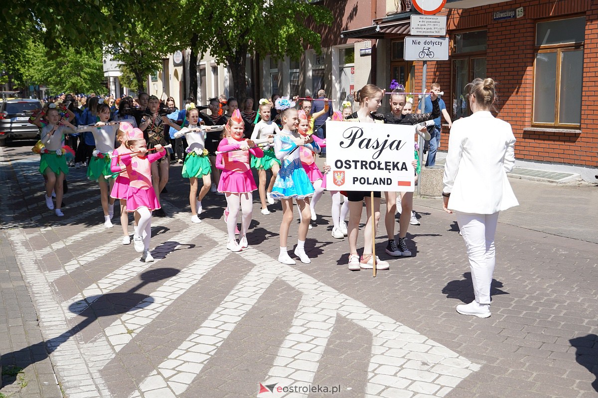 Parada historyczna z okazji 650-lecia miasta [12.05.2023] - zdjęcie #99 - eOstroleka.pl