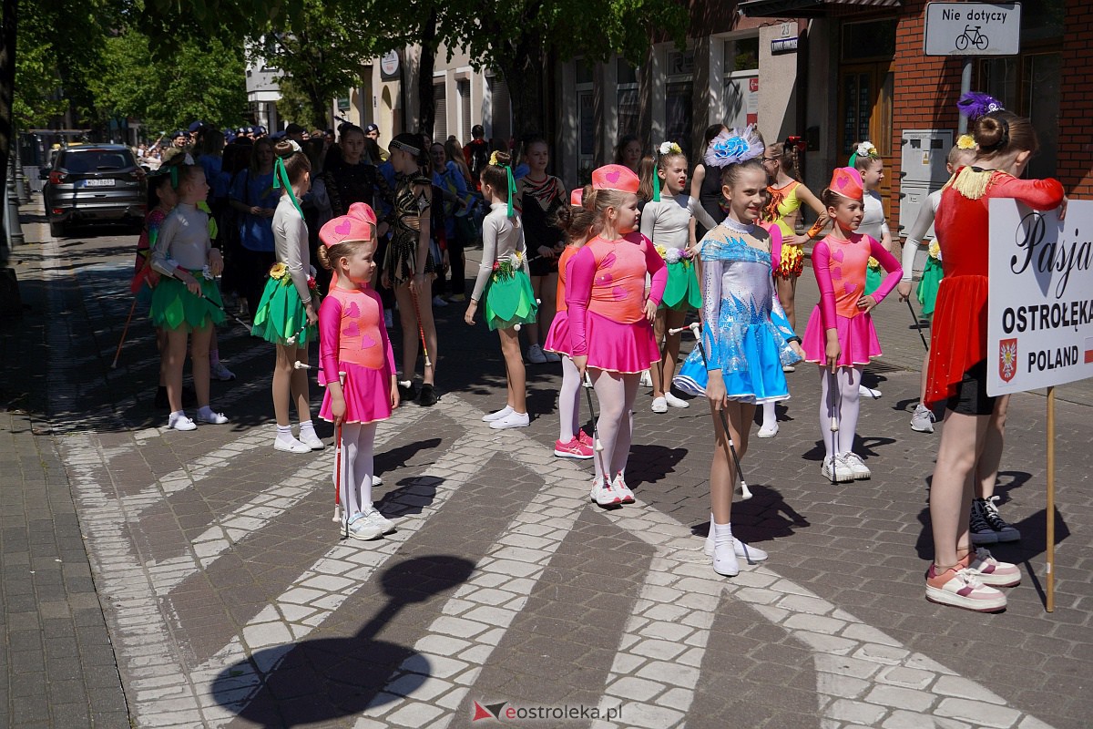Parada historyczna z okazji 650-lecia miasta [12.05.2023] - zdjęcie #89 - eOstroleka.pl