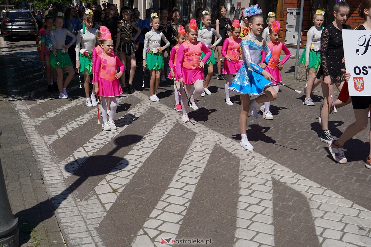 Parada historyczna z okazji 650-lecia miasta [12.05.2023] - zdjęcie #83 - eOstroleka.pl