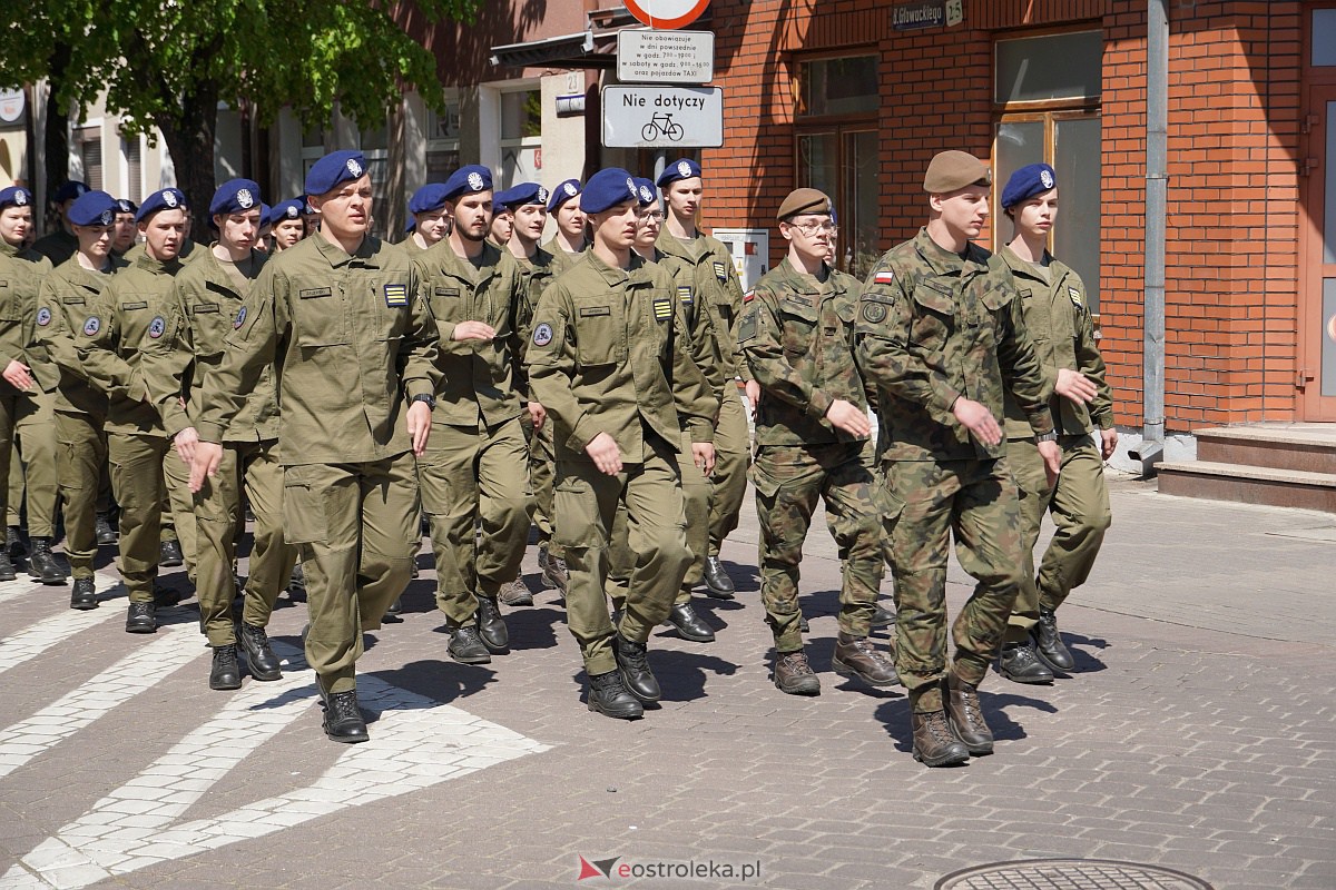 Parada historyczna z okazji 650-lecia miasta [12.05.2023] - zdjęcie #49 - eOstroleka.pl