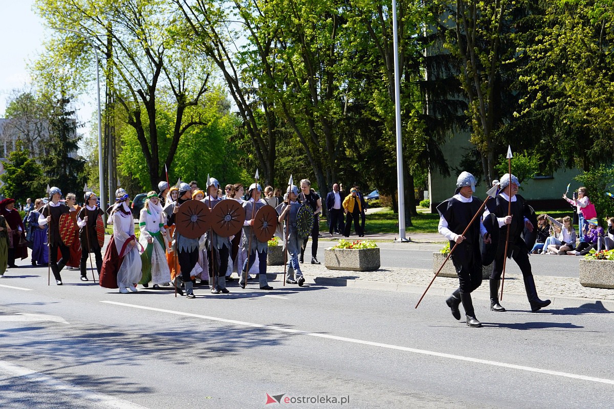 Parada historyczna z okazji 650-lecia miasta [12.05.2023] - zdjęcie #153 - eOstroleka.pl