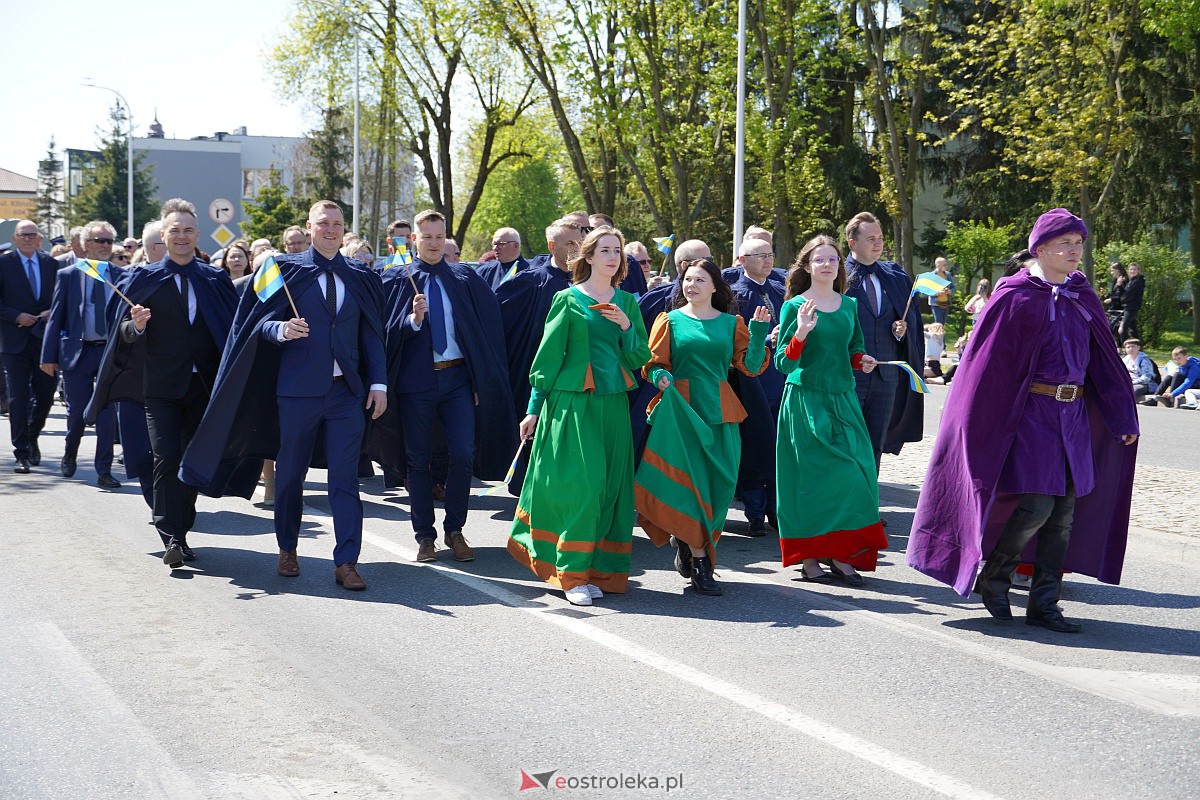Parada historyczna z okazji 650-lecia miasta [12.05.2023] - zdjęcie #129 - eOstroleka.pl
