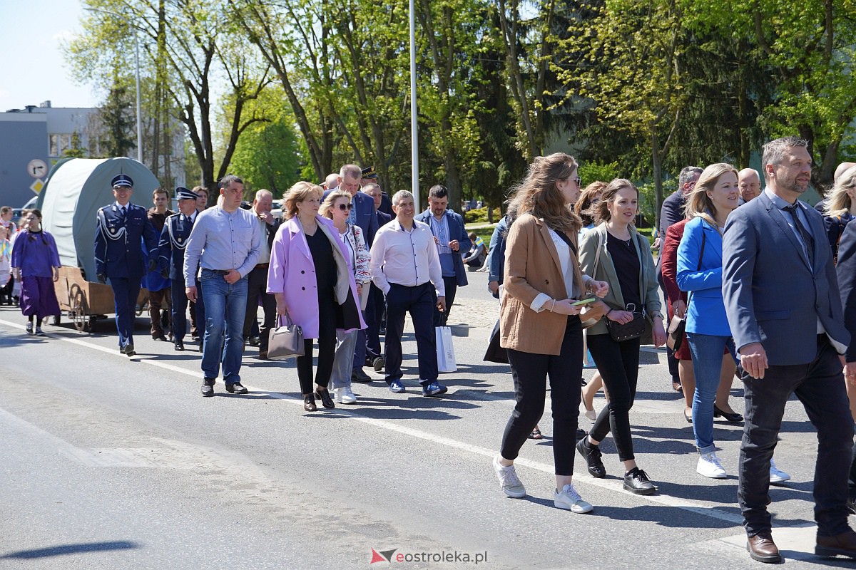 Parada historyczna z okazji 650-lecia miasta [12.05.2023] - zdjęcie #109 - eOstroleka.pl