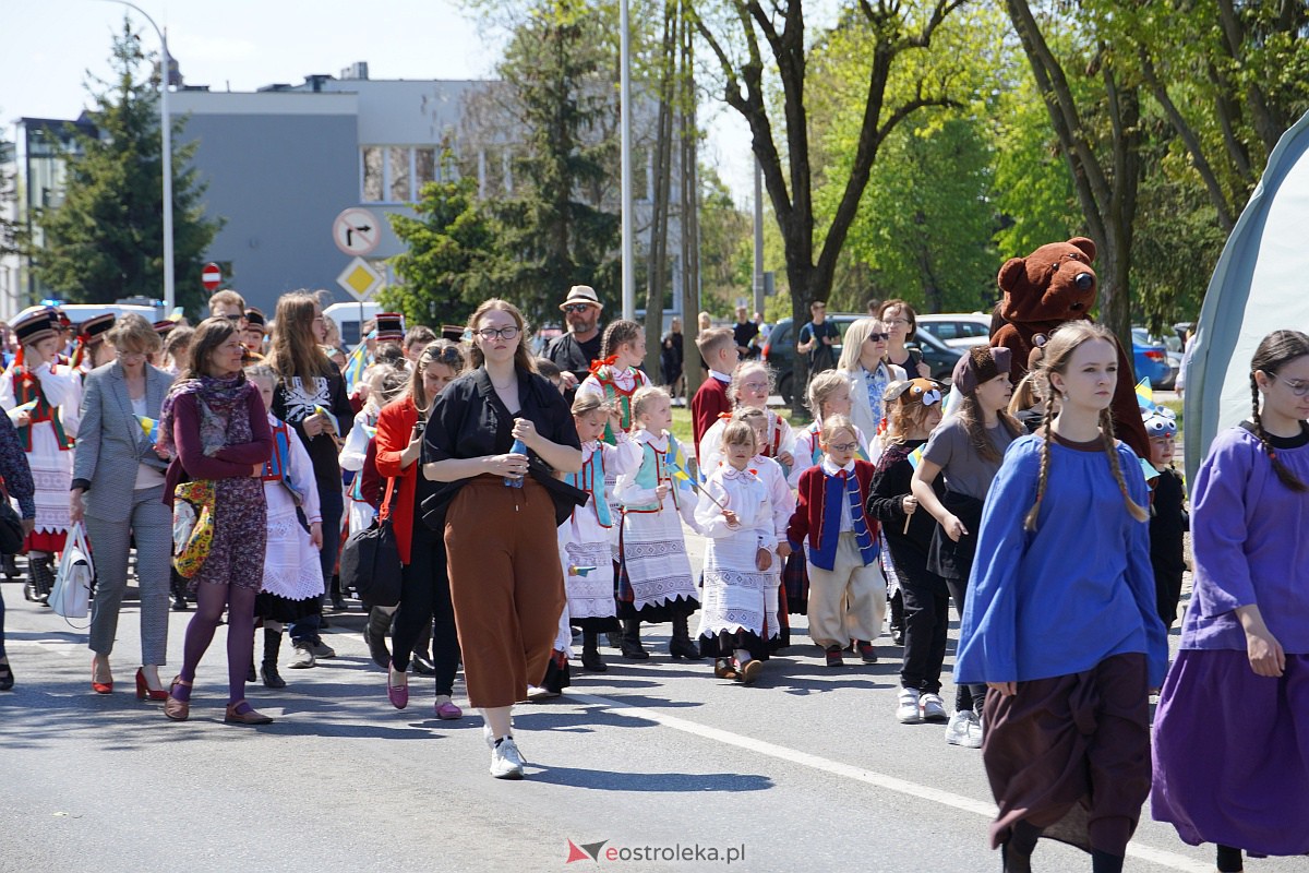 Parada historyczna z okazji 650-lecia miasta [12.05.2023] - zdjęcie #100 - eOstroleka.pl