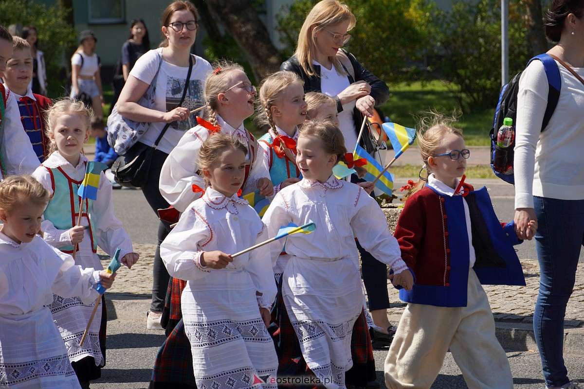 Parada historyczna z okazji 650-lecia miasta [12.05.2023] - zdjęcie #88 - eOstroleka.pl