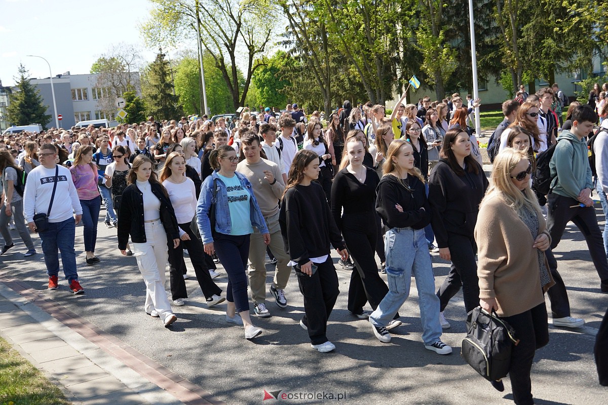 Parada historyczna z okazji 650-lecia miasta [12.05.2023] - zdjęcie #38 - eOstroleka.pl