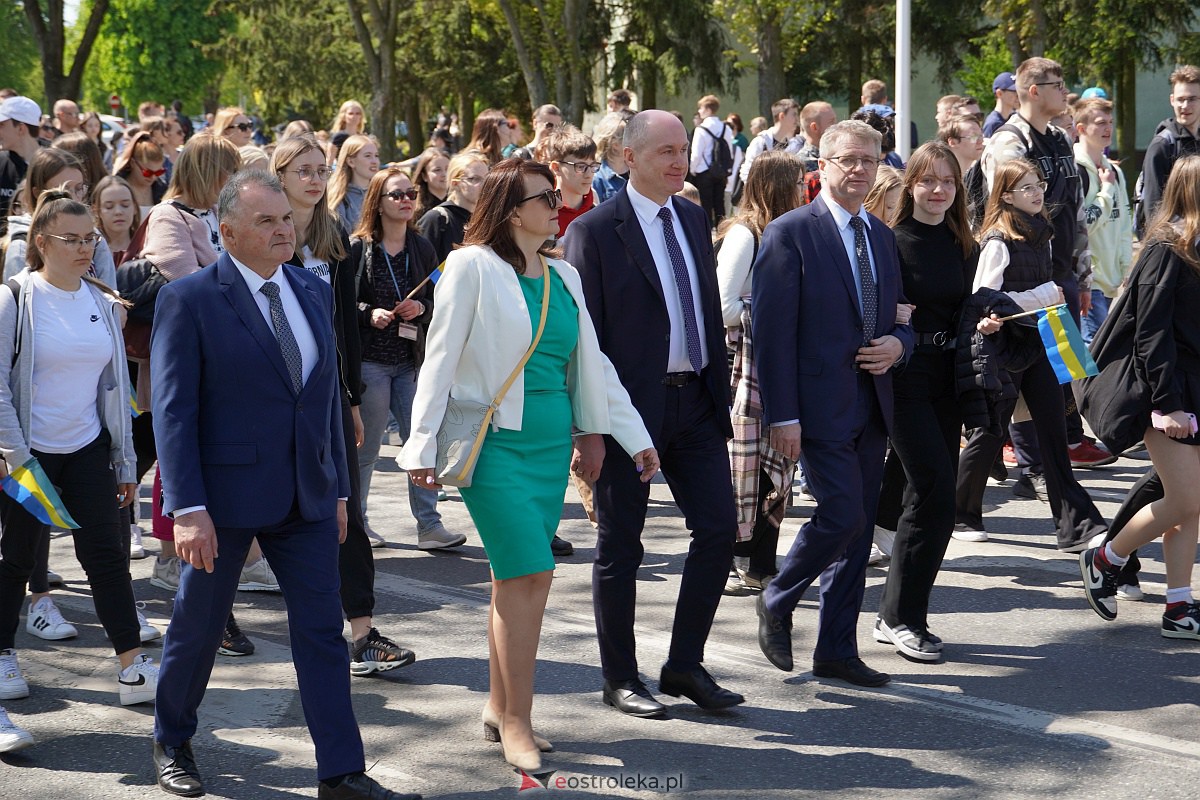 Parada historyczna z okazji 650-lecia miasta [12.05.2023] - zdjęcie #24 - eOstroleka.pl