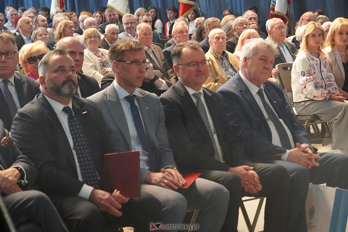 Uroczysta sesja Rady Miasta z okazji 650-lecia Ostrołęki [12.05.2023] - zdjęcie #1 - eOstroleka.pl