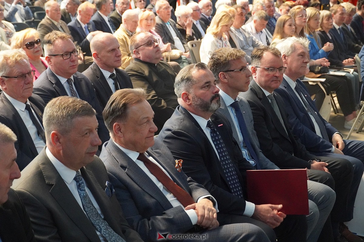 Uroczysta sesja Rady Miasta z okazji 650-lecia Ostrołęki [12.05.2023] - zdjęcie #118 - eOstroleka.pl