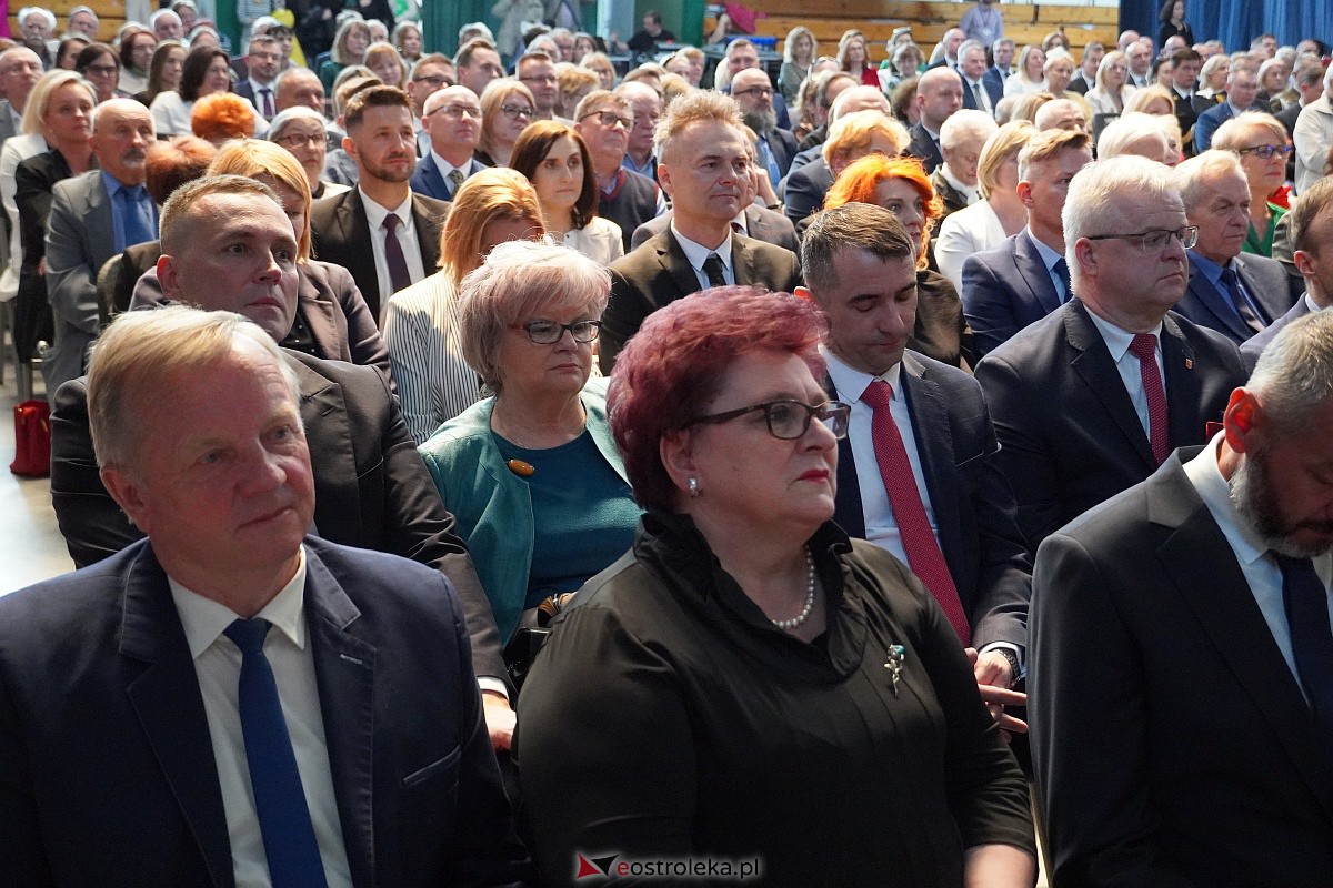 Uroczysta sesja Rady Miasta z okazji 650-lecia Ostrołęki [12.05.2023] - zdjęcie #10 - eOstroleka.pl