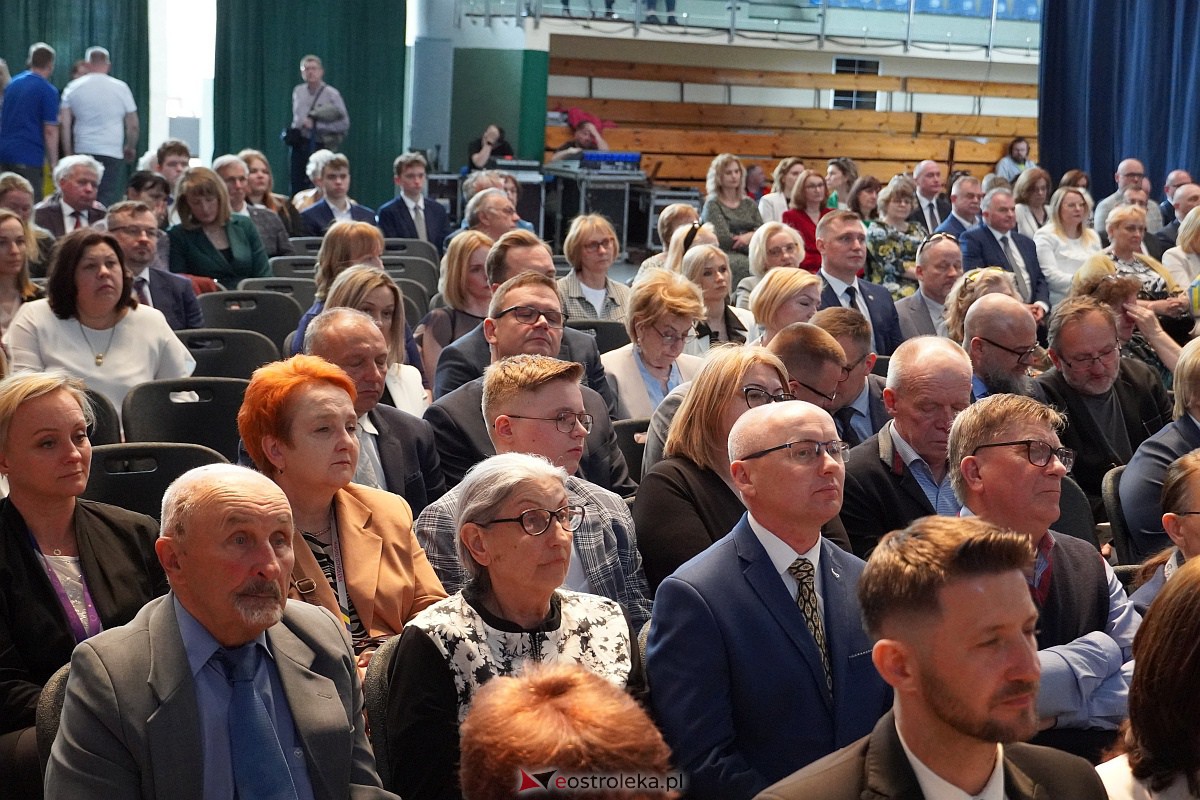 Uroczysta sesja Rady Miasta z okazji 650-lecia Ostrołęki [12.05.2023] - zdjęcie #30 - eOstroleka.pl