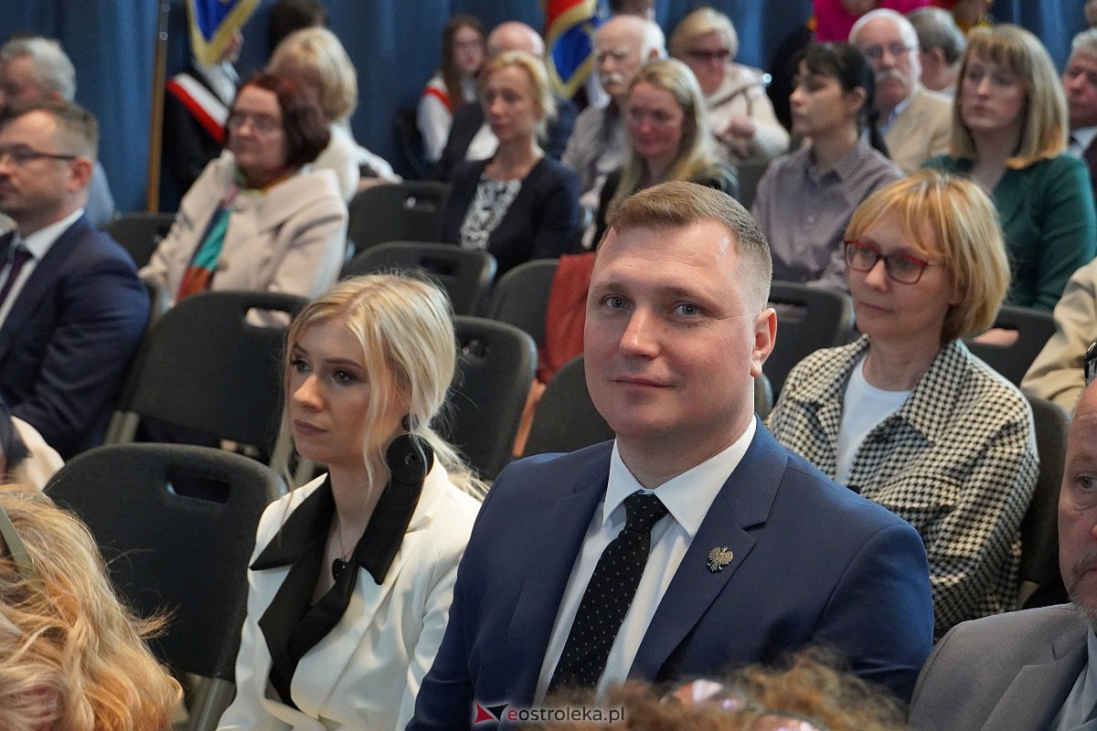 Uroczysta sesja Rady Miasta z okazji 650-lecia Ostrołęki [12.05.2023] - zdjęcie #84 - eOstroleka.pl