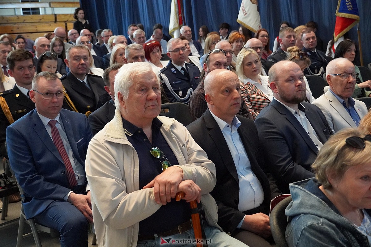 Uroczysta sesja Rady Miasta z okazji 650-lecia Ostrołęki [12.05.2023] - zdjęcie #43 - eOstroleka.pl