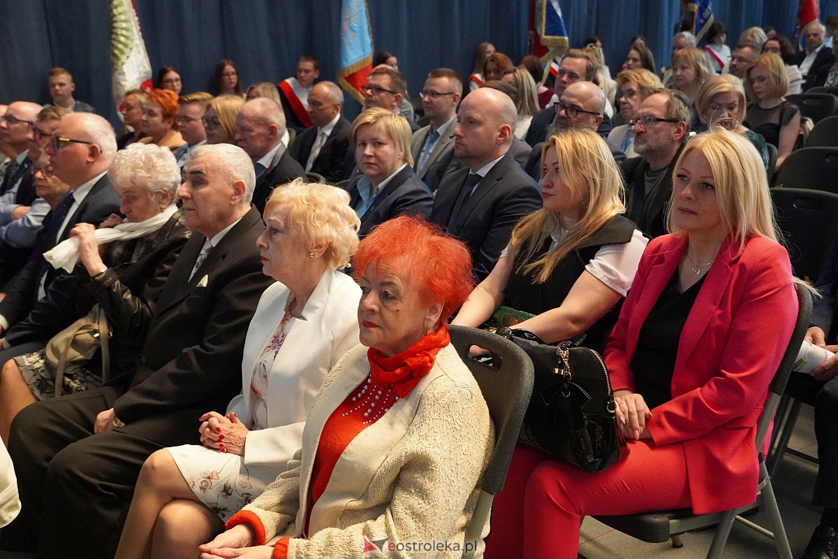 Uroczysta sesja Rady Miasta z okazji 650-lecia Ostrołęki [12.05.2023] - zdjęcie #76 - eOstroleka.pl
