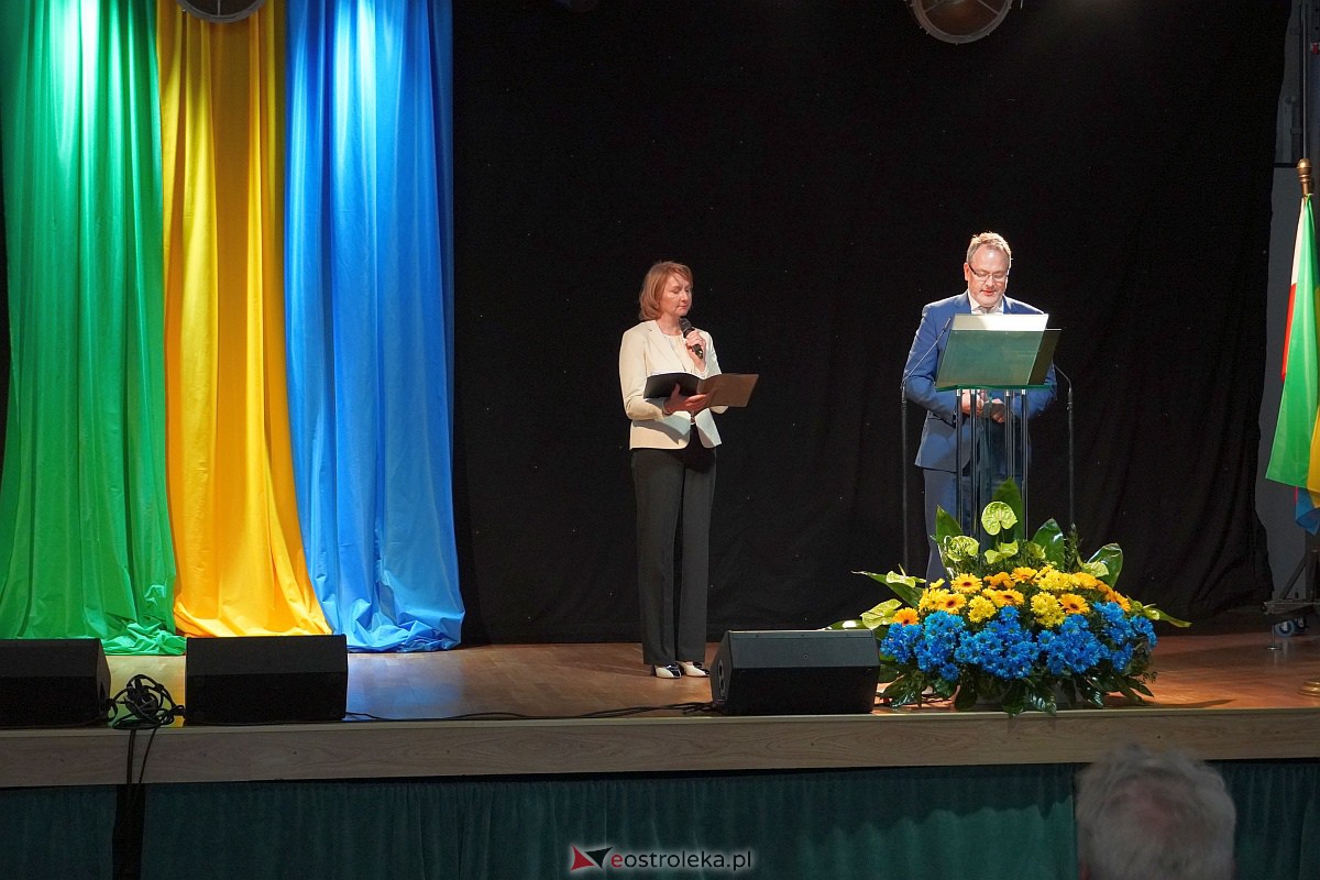 Uroczysta sesja Rady Miasta z okazji 650-lecia Ostrołęki [12.05.2023] - zdjęcie #56 - eOstroleka.pl