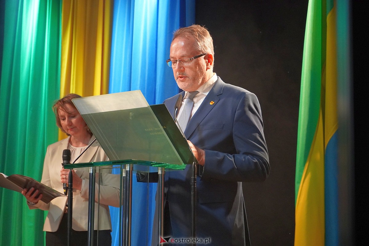 Uroczysta sesja Rady Miasta z okazji 650-lecia Ostrołęki [12.05.2023] - zdjęcie #54 - eOstroleka.pl