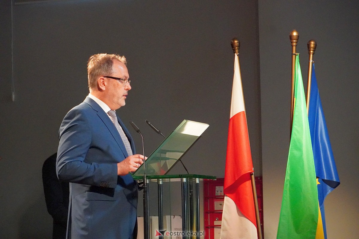 Uroczysta sesja Rady Miasta z okazji 650-lecia Ostrołęki [12.05.2023] - zdjęcie #53 - eOstroleka.pl