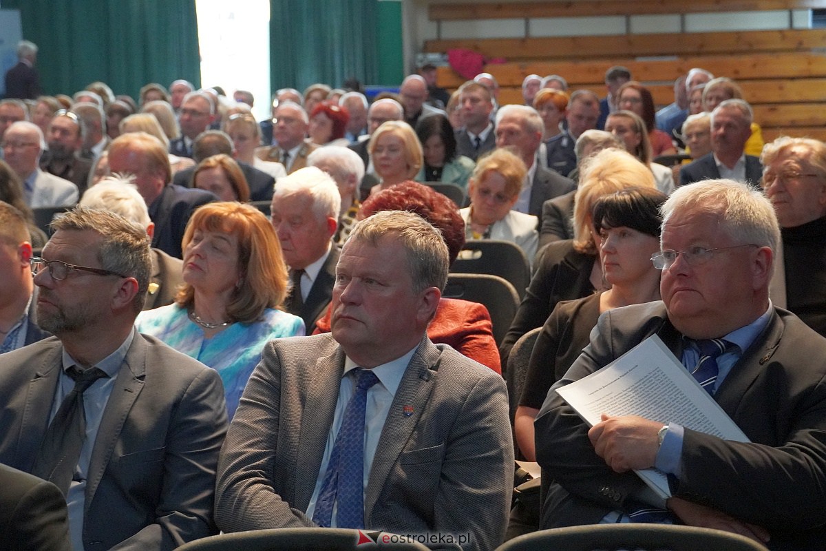 Uroczysta sesja Rady Miasta z okazji 650-lecia Ostrołęki [12.05.2023] - zdjęcie #75 - eOstroleka.pl