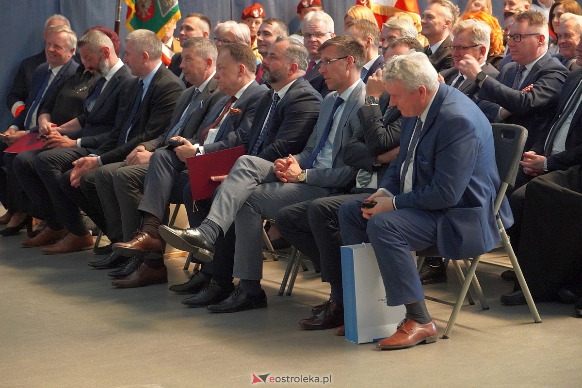 Uroczysta sesja Rady Miasta z okazji 650-lecia Ostrołęki [12.05.2023] - zdjęcie #81 - eOstroleka.pl