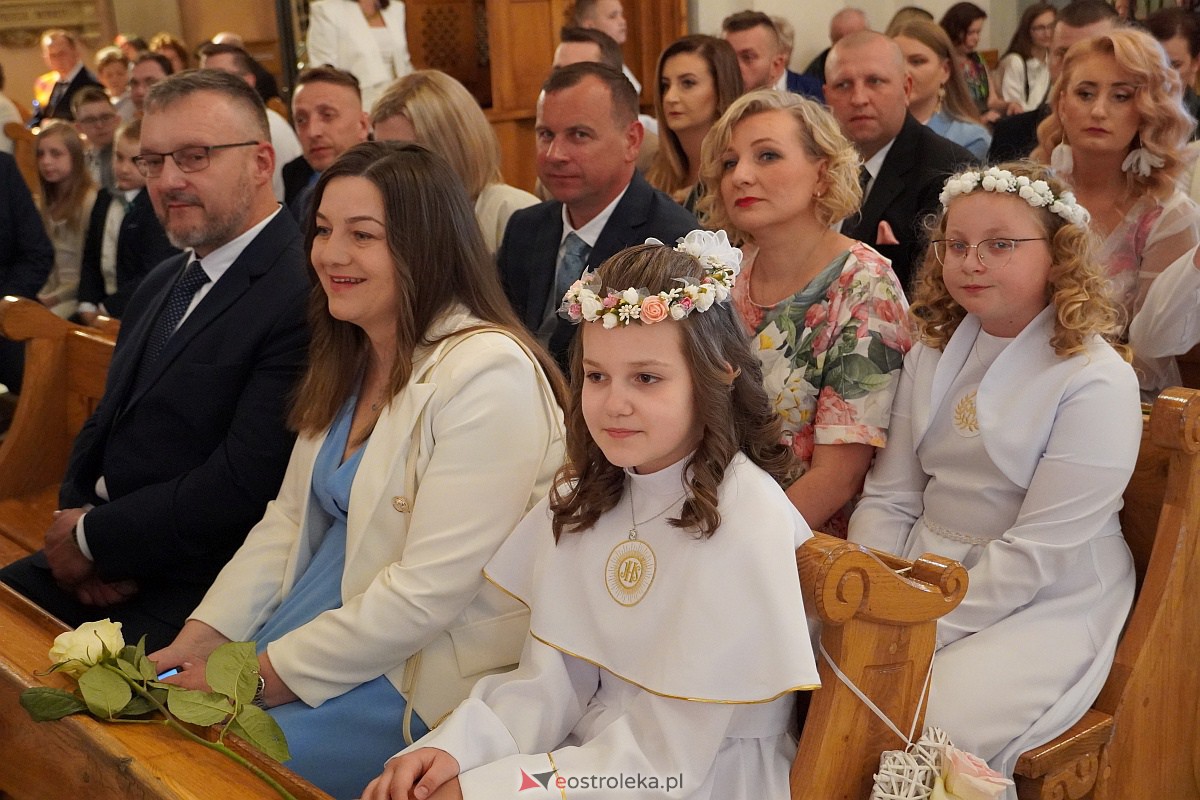 Pierwsza Komunia Święta w kościele pw. Nawiedzenia NMP w Ostrołęce (Fara) [13.05.2023] - zdjęcie #8 - eOstroleka.pl