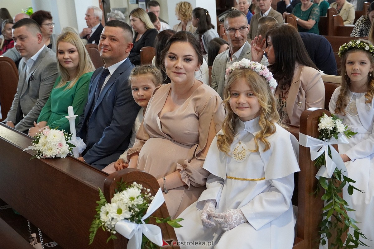 Pierwsza Komunia Święta. Parafia pw. św. Franciszka z Asyżu w Ostrołęce [13.05.2023] - zdjęcie #36 - eOstroleka.pl