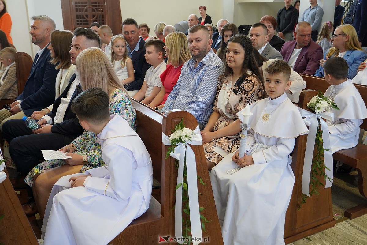 Pierwsza Komunia Święta. Parafia pw. św. Franciszka z Asyżu w Ostrołęce [13.05.2023] - zdjęcie #7 - eOstroleka.pl