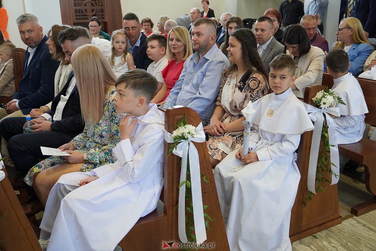 Pierwsza Komunia Święta. Parafia pw. św. Franciszka z Asyżu w Ostrołęce [13.05.2023] - zdjęcie #6 - eOstroleka.pl