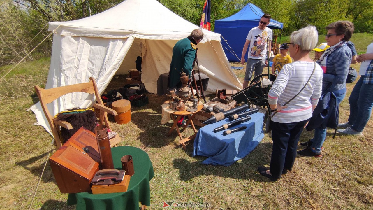 Piknik historyczny na grodzisku w Ostrołęce [13.05.2023] - zdjęcie #21 - eOstroleka.pl