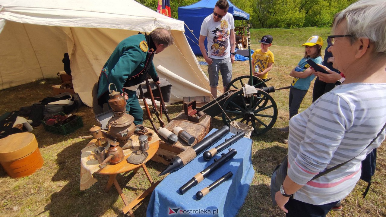 Piknik historyczny na grodzisku w Ostrołęce [13.05.2023] - zdjęcie #22 - eOstroleka.pl