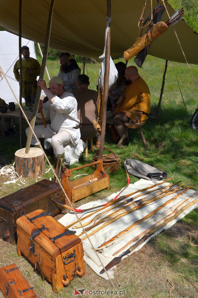 Piknik historyczny na grodzisku w Ostrołęce [13.05.2023] - zdjęcie #57 - eOstroleka.pl