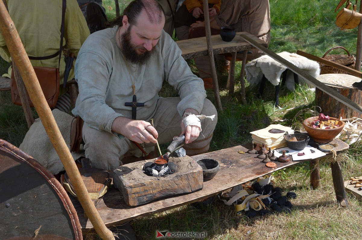 Piknik historyczny na grodzisku w Ostrołęce [13.05.2023] - zdjęcie #59 - eOstroleka.pl