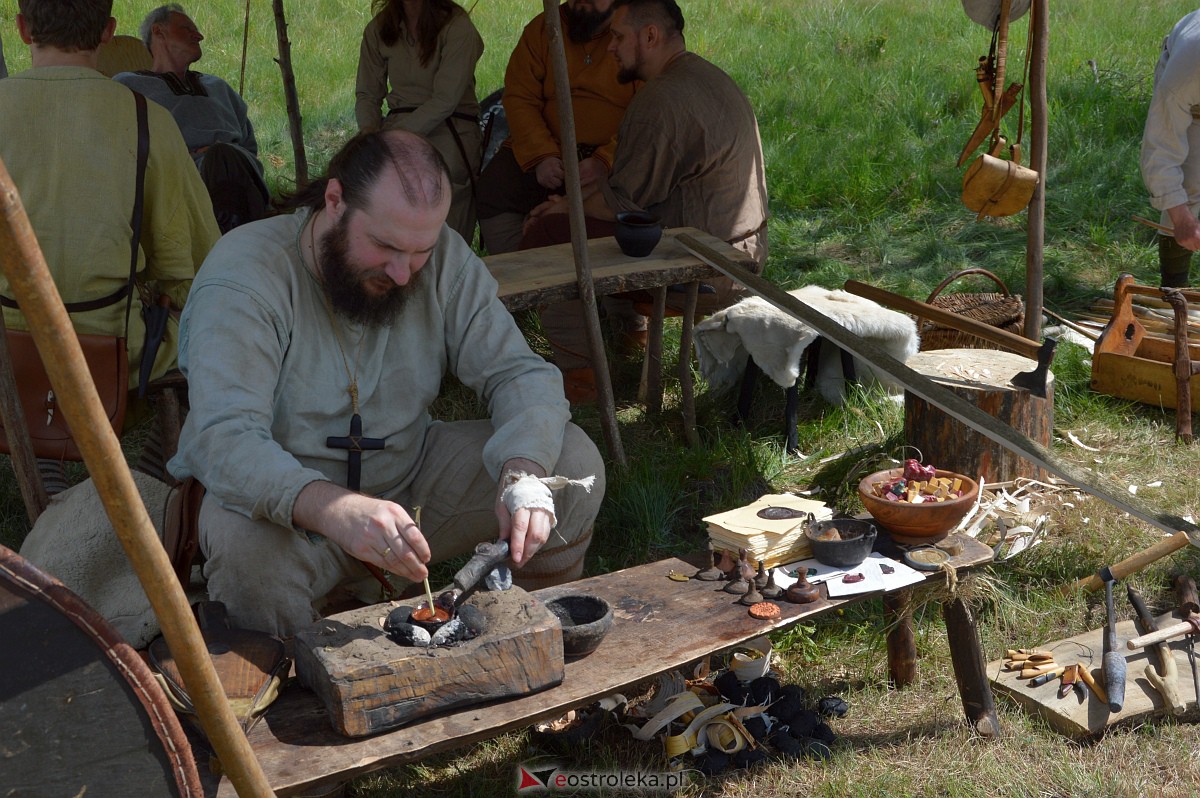 Piknik historyczny na grodzisku w Ostrołęce [13.05.2023] - zdjęcie #61 - eOstroleka.pl