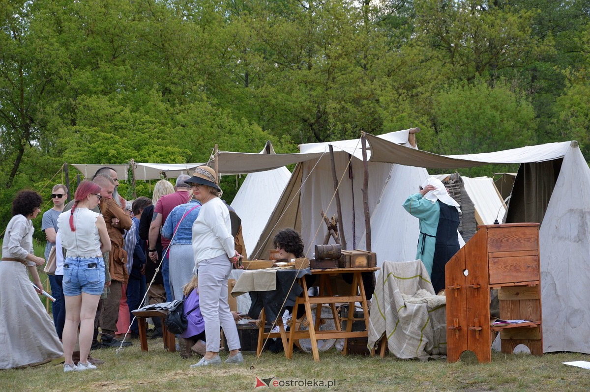 Piknik historyczny na grodzisku w Ostrołęce [13.05.2023] - zdjęcie #70 - eOstroleka.pl