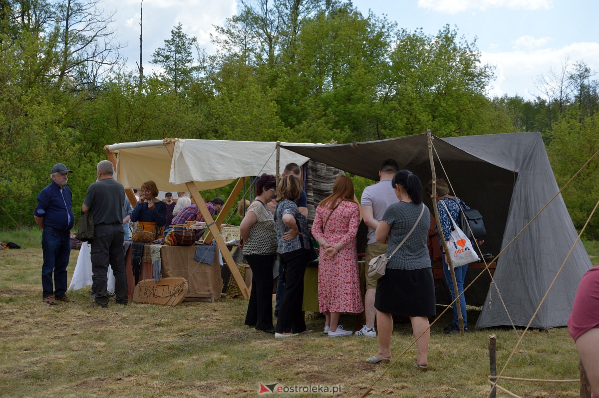 Piknik historyczny na grodzisku w Ostrołęce [13.05.2023] - zdjęcie #78 - eOstroleka.pl