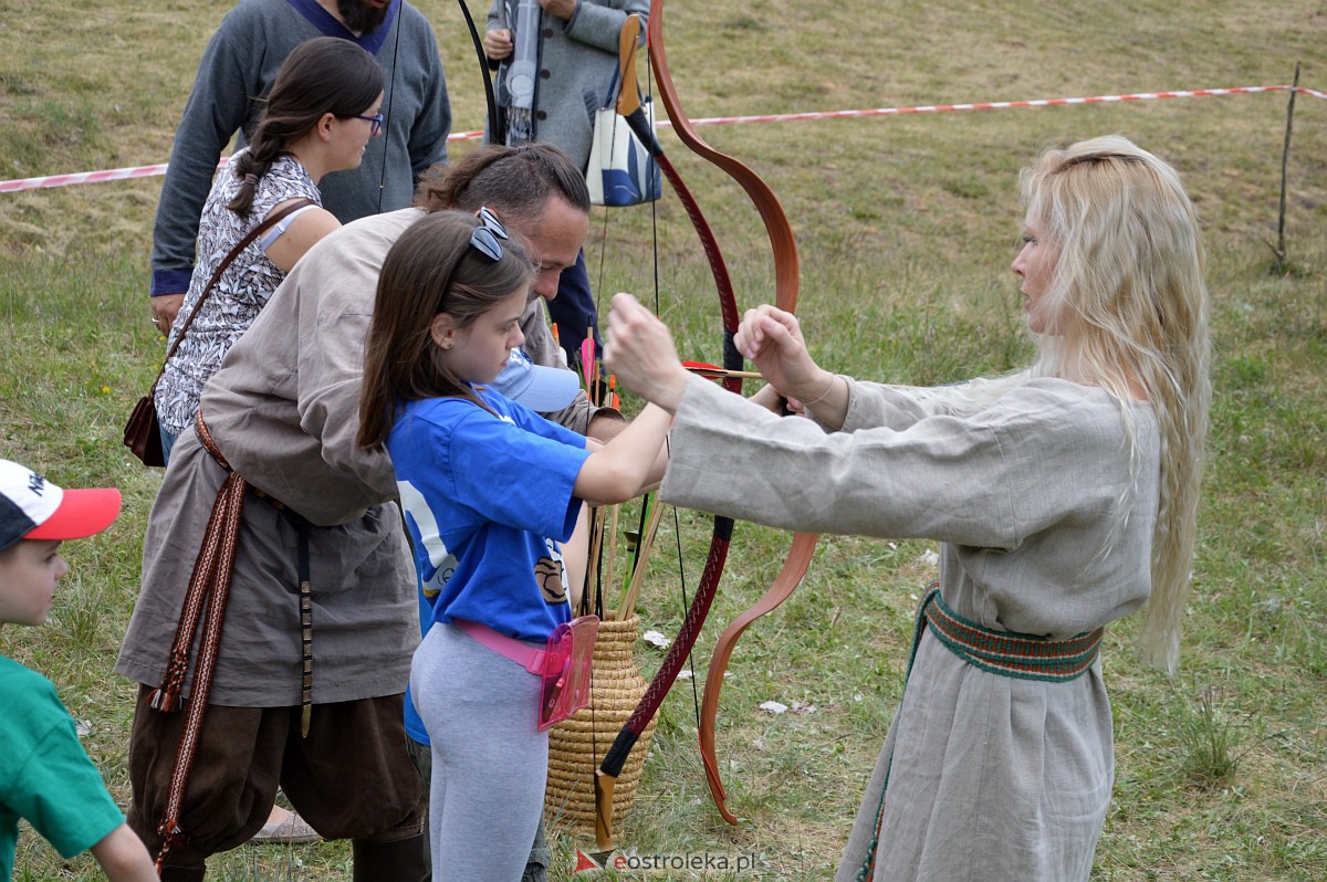 Piknik historyczny na grodzisku w Ostrołęce [13.05.2023] - zdjęcie #98 - eOstroleka.pl