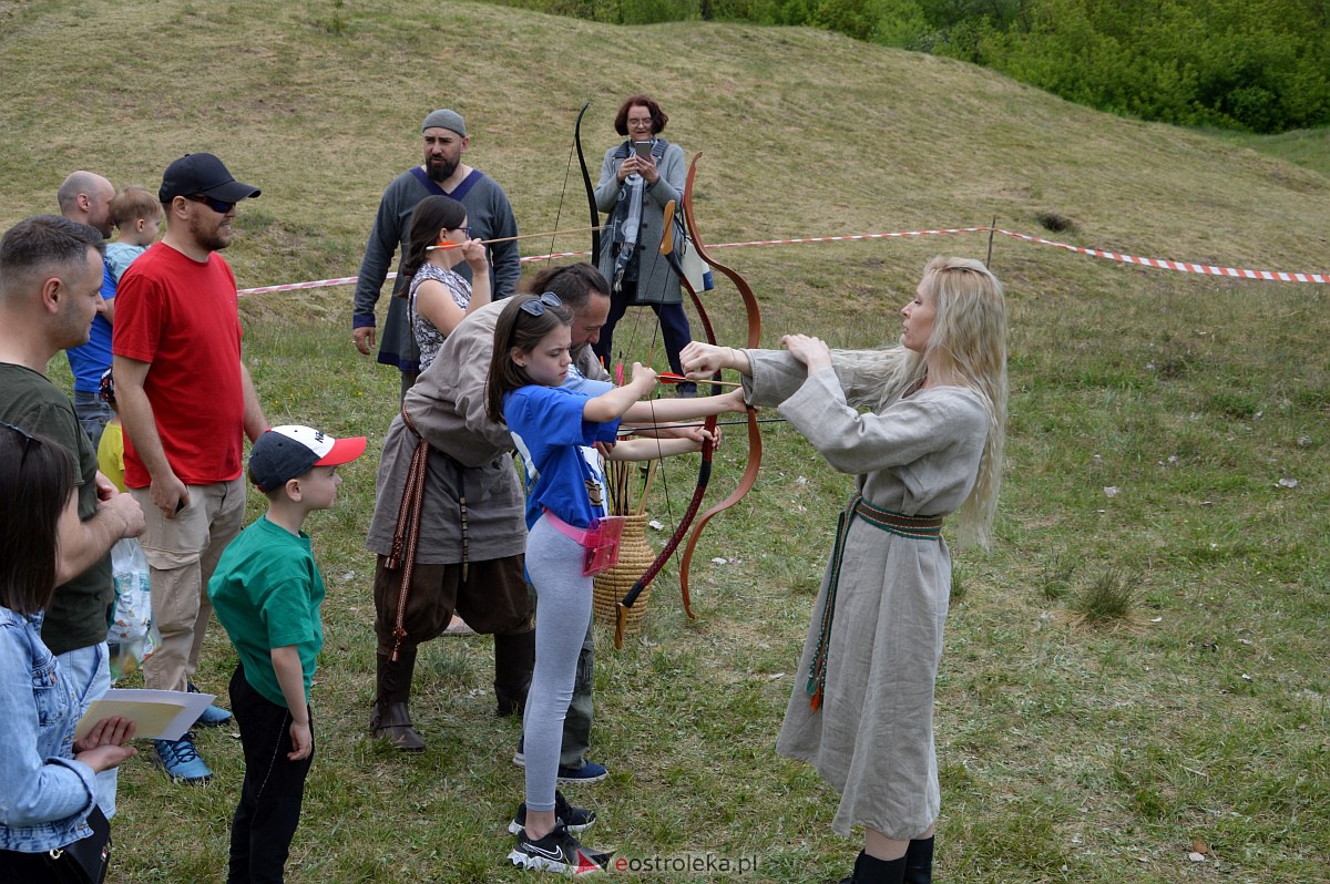 Piknik historyczny na grodzisku w Ostrołęce [13.05.2023] - zdjęcie #99 - eOstroleka.pl