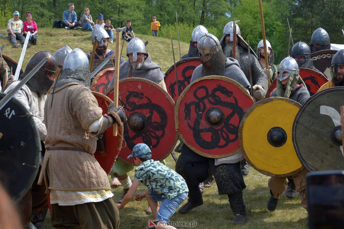 Piknik historyczny na grodzisku w Ostrołęce [13.05.2023] - zdjęcie #119 - eOstroleka.pl