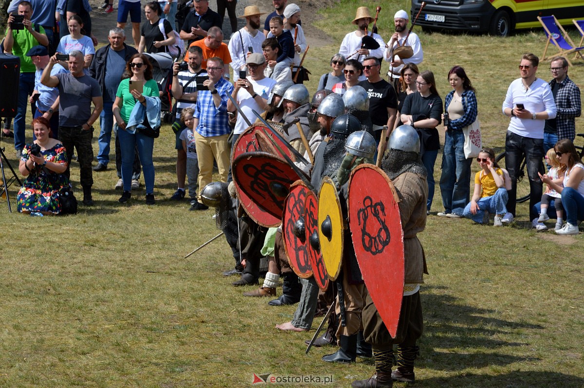 Piknik historyczny na grodzisku w Ostrołęce [13.05.2023] - zdjęcie #129 - eOstroleka.pl