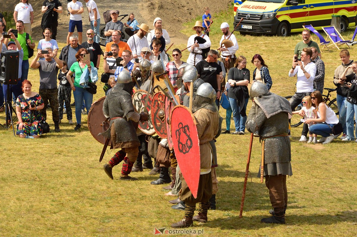 Piknik historyczny na grodzisku w Ostrołęce [13.05.2023] - zdjęcie #143 - eOstroleka.pl