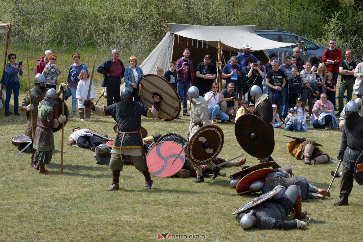 Piknik historyczny na grodzisku w Ostrołęce [13.05.2023] - zdjęcie #154 - eOstroleka.pl