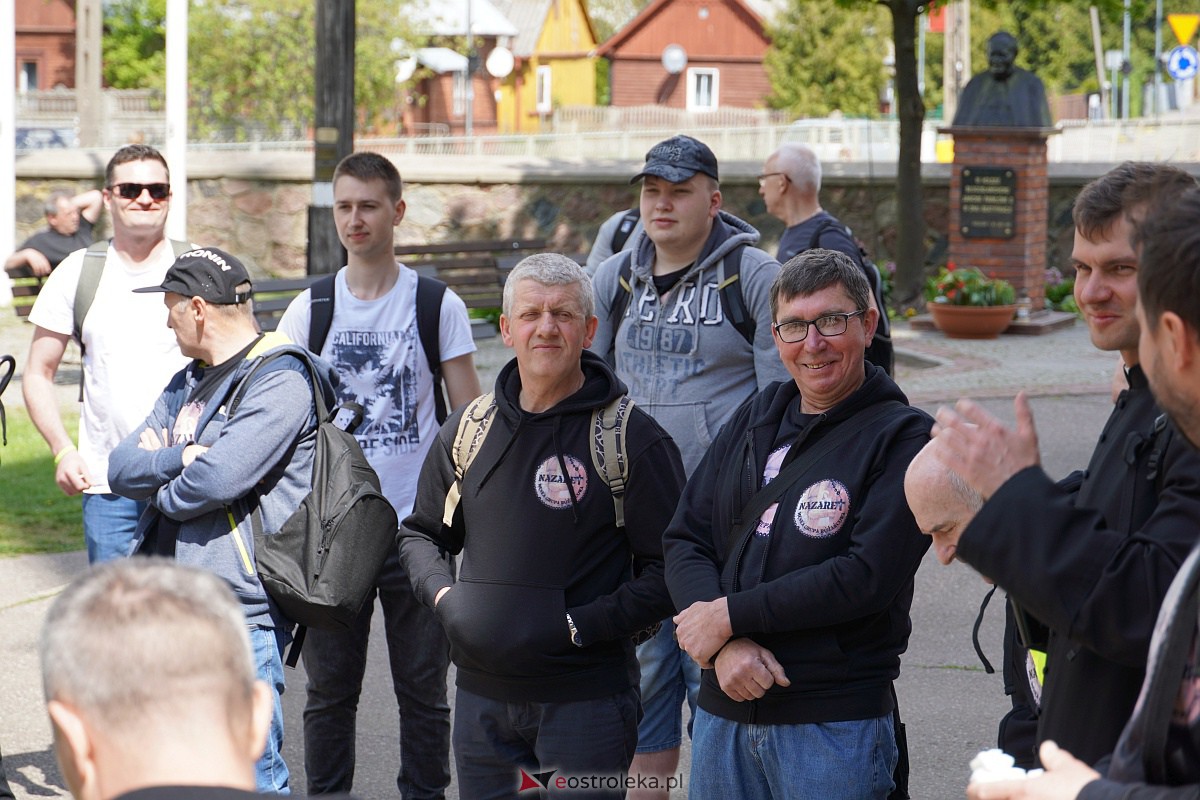 Męska piesza pielgrzymka Rzekuń - Suchcice [13.05.2023] - zdjęcie #33 - eOstroleka.pl