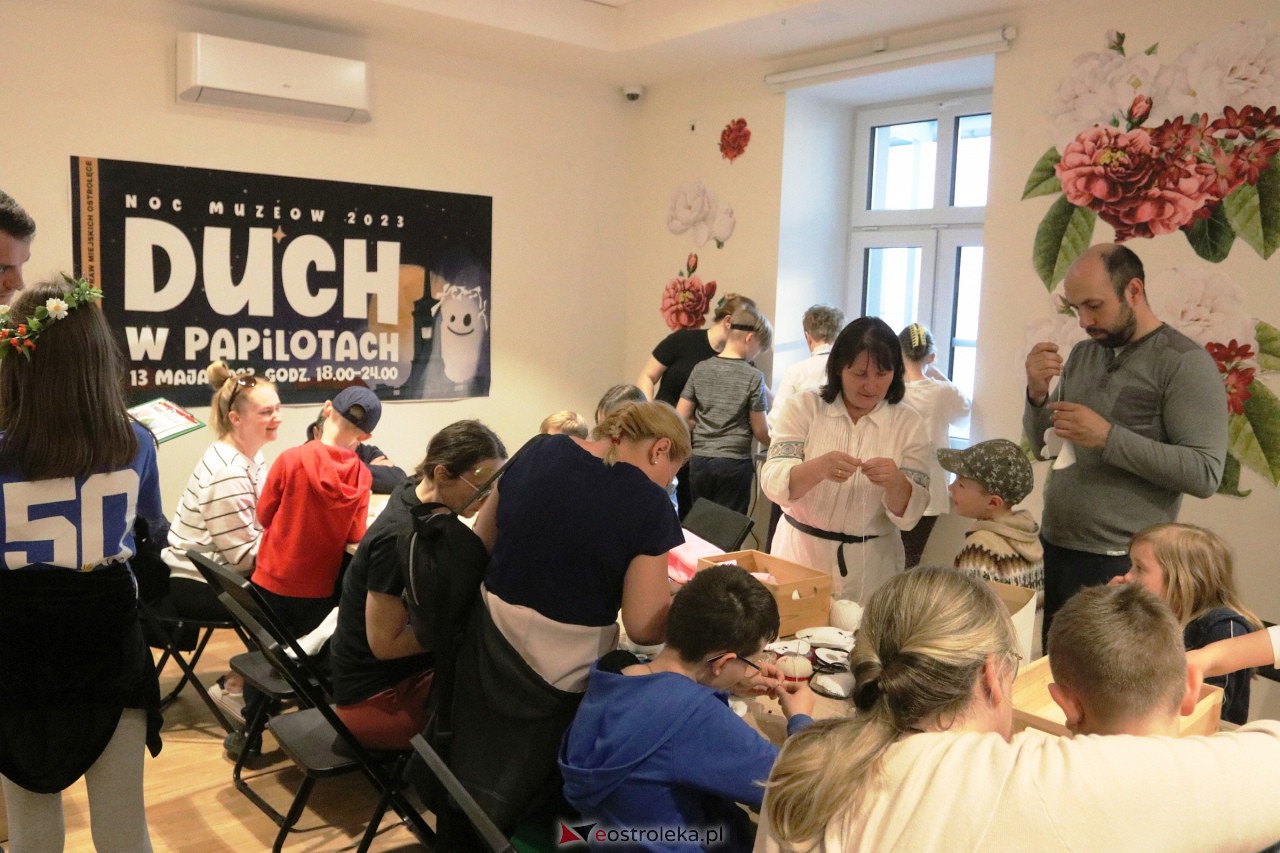 Noc Muzeów w Muzeum Kultury Kurpiowskiej [13.05.2023] - zdjęcie #5 - eOstroleka.pl